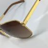 Partihandel-Fashion Classic Designer Solglasögon för män Metal Square Gold Frame Eye Glasses UV400 Vintage Style Protection Eyewear med låda