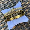 Casal 4pcs numeral romano pulseiras de aço Bangle Crown pulseiras para presente do dia Mulheres Homens adoram jóias dos Namorados