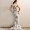 Em armazém oco Branco Vestido bonito Illusion Tribunal Trem Transparente Voltar frisada Lace Mermaid Primavera vestido de noite vestidos de noiva