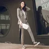 Kadınlar 2 İki Parça Setleri Kısa Gri Katı Blazer + Yüksek Bel Pant Ofis Leydi Çentikli Ceket Pantolon Takımları Kore Kıyafetleri Femme