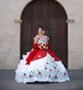 Elegante neue weiße und rote Vintage Quinceanera Kleider mit Stickperlen süße Prom -Festzug Debütant Kleiderparty Kleid Mitte gemacht