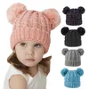 Kid-Häkelarbeit Beanies Hut-Mädchen-weiche Doppel Bälle Winter warmer Hut 12 Farben im Freien Baby-Pompom Ski Caps