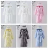 Cavme com capuz Terry Robe Towel Bathrobe Men039S Robes de algodão comprido Lounge Family Nightwearwear Awear para amantes Plus Si1675552