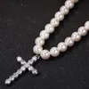 Partihandel-8-10mm Pearl Necklace Hip Hop CZ Stone Bling Iced Out Cross Pendants med pärlstav länkkedja för män Rapper smycken