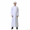 이슬람 라마단 숭배 서비스기도 착용 의류 남자 솔리드 폴리 에스터 무슬림 jubba thobe 긴 가운 가운 흰 드레스