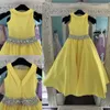 Yellow Satin Pageant Dresses dla nastolatków 2019 prawdziwe zdjęcia Bling Dhinestones Długie Pagewne Suknie na małe dziewczynki V Powrót Zroszony Talia Rosie