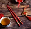 100Pairs Alloy Red Chopsticks Kinesiska Långt Non-Slip Sushi Hashi Chop Pinnar Set Bröllop Favoriter och Gifts Porslin Sn3794