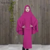 女の子のための伝統的なAbaya Hijabローブ2ピースイスラム教徒の祈りの服子供の固体緩い大きなAbayas D8281