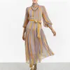 Höst Vintage Runway Designer Dress Women 2019 Långärmad Stripad Pläterad Midi Dress Chiffon Klänning Med Sashes