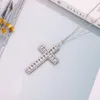 Ny 925 Silver Exquisite Bible Jesus Cross Pendant Halsband för kvinnor Män Crucifix Charm Simulerade Platinum Diamond Jewelry N024