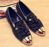 Black Suede Men Party Wedding Ventilation Casual Studded Shoes Sapato Masculino Metal Toe Mäns Flat Loafers Rökning Skor