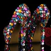 الكريستال بريق الأزياء متعدد الألوان أحذية الزفاف السيدات منصة عالية الكعب مساء أحذية ملهى ليلي الرقص اللباس أحذية للمرأة زائد الحجم