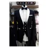 Noir Groom Tuxedos Blanc Châle Revers Garçons D'honneur Costume Meilleur Homme Costumes De Mariage Époux (Veste + Pantalon + Gilet + Arc)