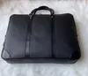 2019 New Hot Sale Luxury Men Shoulder Briefcase Black Brown Leather Designer Handbag Business Men Laptop Bag Messenger Bag 3Color