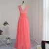 Novo barato vestidos de dama de honra sob 50 a linha colher até o chão coral chiffon renda vestidos de festa de casamento