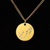 Collana con ciondolo zodiacale oroscopo per donne Gioielli gotici in cristallo Oro 12 costellazioni Collane di dichiarazione Girocollo con ciondolo a moneta rotonda Regali