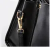 2019 new women bags laptop messenger handbag autumn and winter high-capacity shoulder handbag