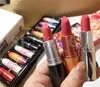 M Makeup 10 in 1 Lippenstift-Kollektion, Weihnachts-Lippenstift-Set, mattierter Lippenstift, 10 Farben, Look in a Box LipKit