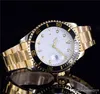 Lyxur för män Automatisk klocka högkvalitativ guld 40mm Standard Dial High Quality Utomatic Movement Silver Original Clasp Watche Gift