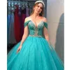 2020 Usuń spódnica sukni kulkowa Quinceanera Sukienki Homecoming Glitter Turquoise Tulle Crystal Zroszony Off Ramię Prom Sweet 16 Dress Party