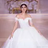 Plus Size Luxury Księżniczka Koronki Suknie Balowe Suknie Ślubne Vintage Off Ramię Appliqued Suknia Ślubna Bridal Gown Robes De Mariée Vestidos