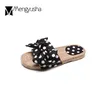 Heißer Verkauf-süße Bogenhausschuhe Frauen schwarz/weiß gepunktete flache Sandalen Frauen Designer Fischer Strandschuhe Bogenknoten Flip-Flops Femmes c676