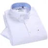 Мужская стандартная посадка с коротким рукавом твердые оксфордские рубашки патч один нагрудный карман дыхание удобное качество пуговицы вниз топы рубашка