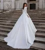 New A-line Wedding Dress Ivory Satin Elegant Long Sleeve Backless Lace Appliques Bride Gowns Abito Da Sposa 2023 vestidos de noiva331r