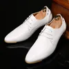 Mode Nieten Große Größe 48 Patent Leder Männer Formelle Schuhe Herren Rote Kleid Schuhe Klassische Herren Oxfords Schuhe Schuhe Herren Business