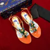 Hot Sale-Strappy Sandals för Ladies Ny Vår / Sommar godis Sandaler Utsökt och Vacker Rhinestone Style Shoes