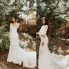 2020 Boho Mermaid Bröllopsklänningar Jewel Långärmad Fullständig Appliqued Lace Bridal Dress Elegant Court Train Beach Vestidos de Novia Cheap