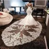 2020 Kryształowa Afrykańska Afrykańska Suknie ślubne syreny z iluzją długie rękawy Sheer High Neck Cathedral Train Princess Bridal Gown203c
