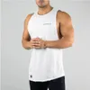 Nieuwe Designer Gyms Tank Tops voor Mannetjes Casual Mannen Mouwloze Letters Onderhokken Bodybuilding Fitness Vest Mens Workout Muscle Shirts