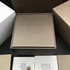 Hoge kwaliteit vierkante papieren horlogedoos boekjes papieren zijden lint geschenkzakje champagne horlogedozen Case252S