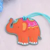 Gratis frakt (100pcs / lot) + lycklig elefant bagage tag baby shower favoriserar bröllopsfest giveaways gåva till gäst