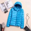 Kvinnor Vinter Hooded Coat 90% Vit Duck Down Jacket Vattentät Ultra Light Solid Färg Coats Feamle Plus Storlek Casual Warm Parkas