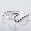 2022 Fashion Ocean Wave Ring Simple Dainty 925 Sterling Silver Tunn Wave Ring Summelrr Beach Sea Surfer Personlighet Jewey