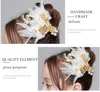 Blomma flicka läder hairpin pärlor legering brud huvudbonad handgjorda hantverk hår tillbehör barn krans kvinnor krans