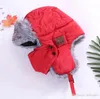 Drahtlose Winterhut verdicken warme Faux-Pelz-Skullies Schal Bonnet-Mützen Strickmütze Headset Smart Cap Outdoor Soft Cap