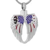 Ailes d'ange plume coeur avec drapeau américain pendentif de crémation bijoux pour cendres humaines support d'urne bijoux souvenir collier d'urne de crémation