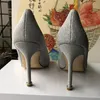 Hot High Quality Designer Party Shoes Wedding Shoes Bride Donne Sandali da donna Sandali Moda Sexy Dress Shoes Shoes Punted Toe Tacchi alti in pelle Glitter PU