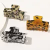 12 Piecelot 3 Kolor Leopard Print Dziewczęce Pinsy do włosów kraba klimat Kobiety Barrettes Scrub Hair Clips Hair Akcesoria TJJ31722485