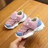 Nova Primavera Bebê Menino Menino Criança Infantil Corrida Corrida Sapatos Soft Bem Confortável Respirável Crianças Sneaker