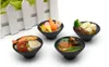 DHL Gratis 50st 5 * 2,6cm Keychain Keyring Delicious Black Oriental Bowl Food Noodles Charm Telefonband Mobilväska Pendant Present