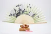 ヴィンテージ中国のスパンシルクフラワープリントハンドファン折りたたみ中空彫刻ハンドファンイベントパーティー用品