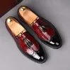 Fashion Brand Men's Business Dress Brogue Tassels Wedding Party Retro Leather Black White Red Round Toe Oxford Shoes S225