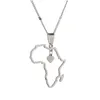 Collier pendentif carte africaine en acier inoxydable, bijoux à breloques en forme de cœur, carte du Continent africain pour femmes, bijoux 239E