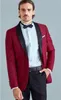 Smoking di alta qualità One Button Wine Groom Scialle Risvolto Groomsmen Abiti da uomo Matrimonio / Ballo / Cena Blazer (Giacca + Pantaloni + Cravatta) K400