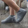 1 زوج قابلة لإعادة الاستخدام مطاط مقاوم للماء المطر أحذية يغطي زلة مقاومة المطاط المطر الحذاء الجرموق S / M / L أحذية اكسسوارات