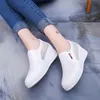 Hot Sale-New Women's Casual Shoes Flats Höjd Ökning Andningsskydd Skära Skor Kvinna Hidden Wedges Summer